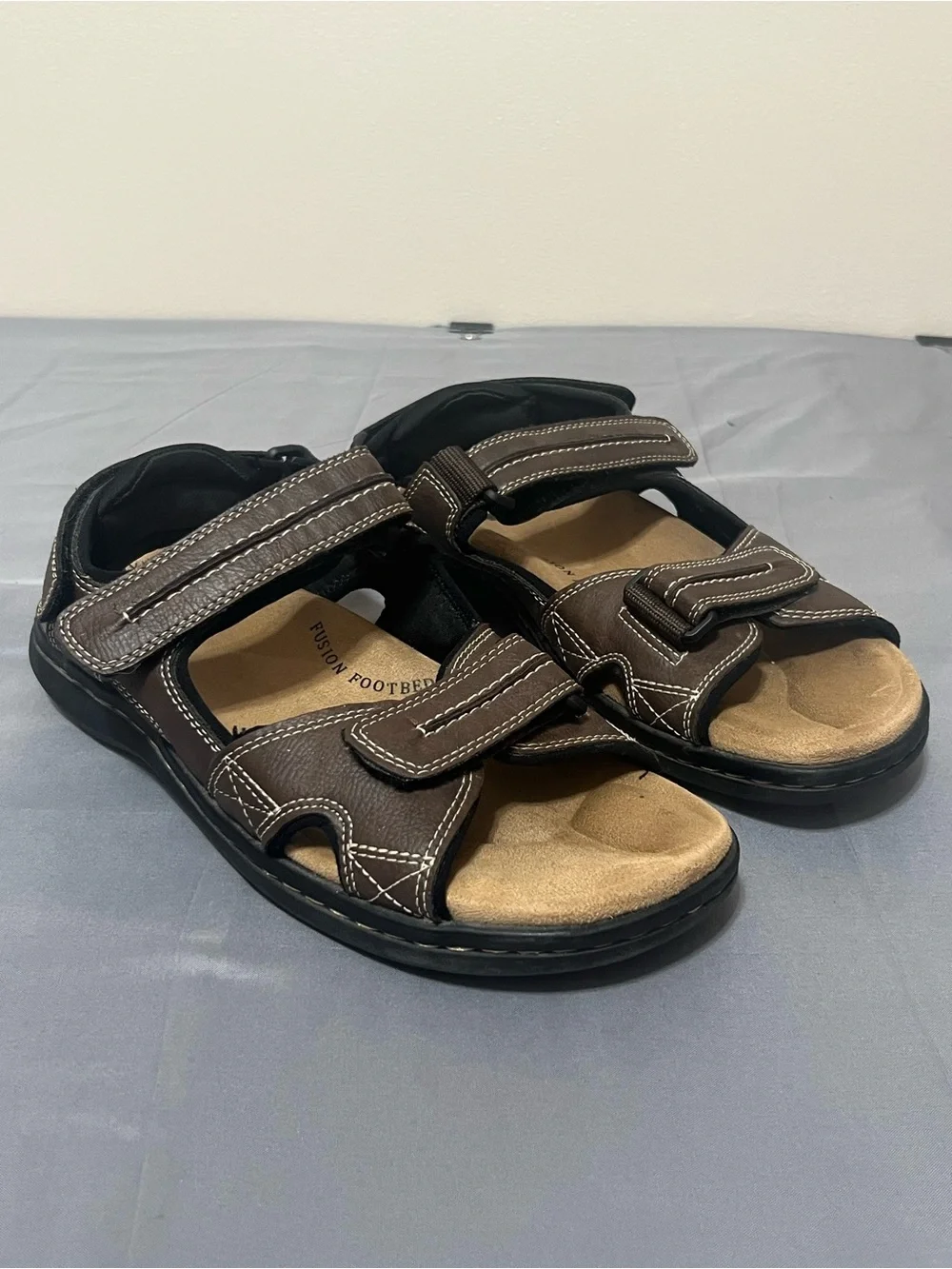 Dockers Sandals Mens Size 8M Wide Brown Memory Foam Hook & Loop Sport 90-21389